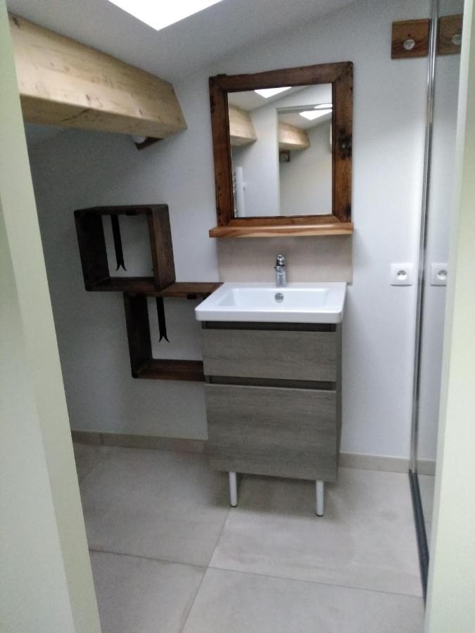 Les Chambres D'Ausilia Sablons  Bagian luar foto